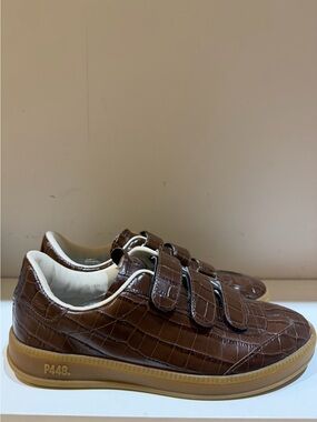 P448 Velcro Strap sneakers